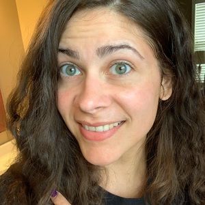 Meet your Posher, Jasmine